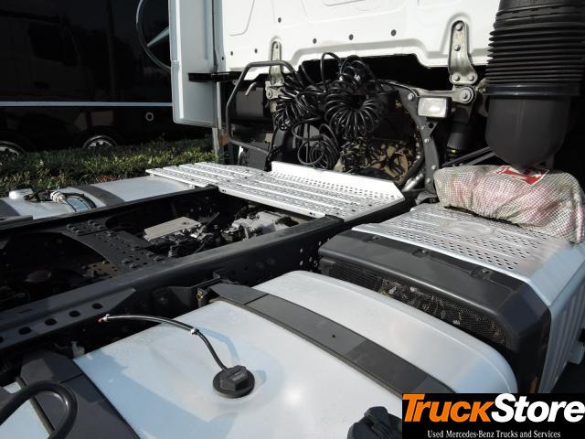 Mercedes-Benz Actros 1848 LS - Tractor unit: picture 2 Mercedes-Benz Actros 1848 LS - Tractor unit: picture 2