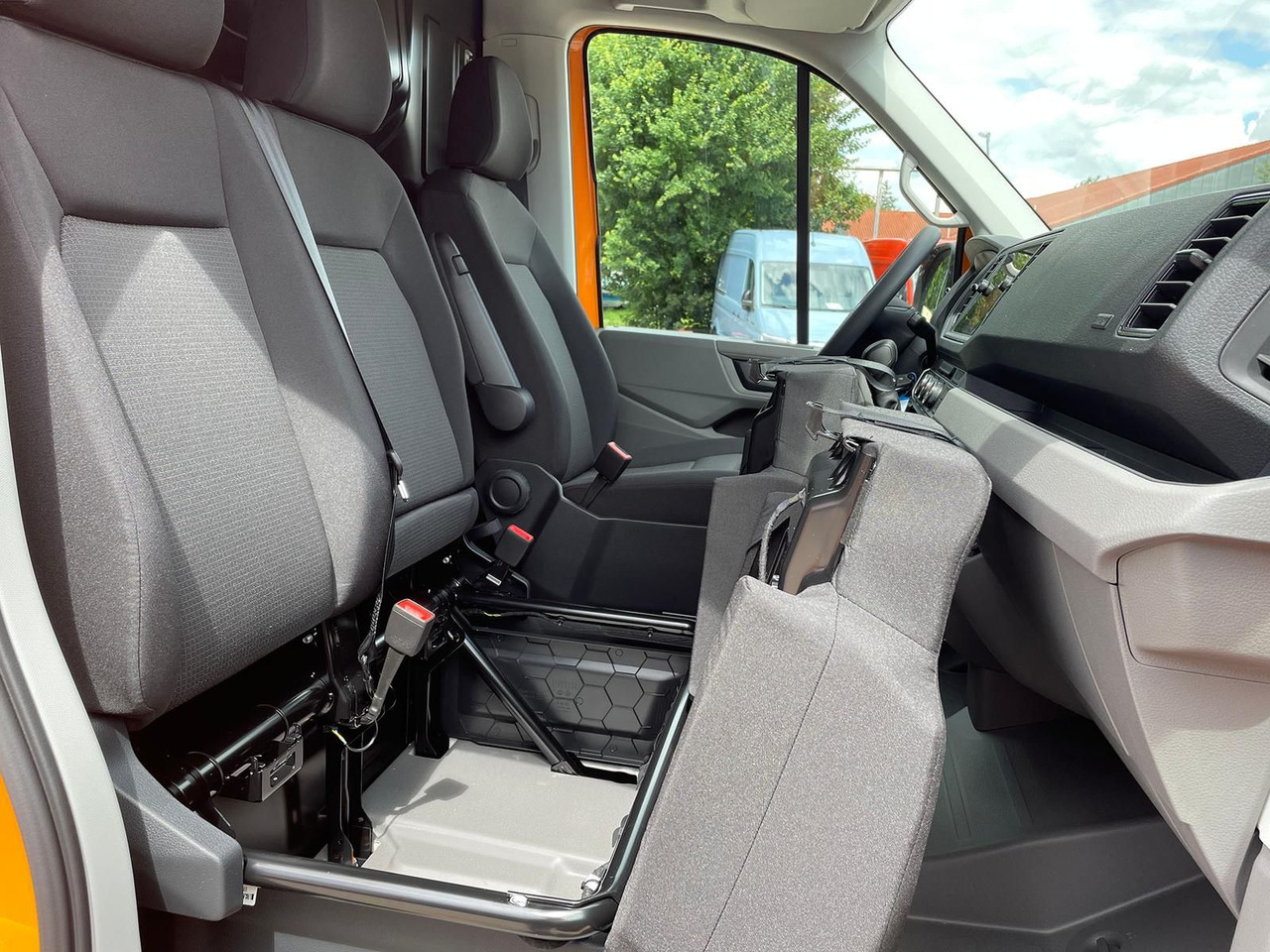 Panel van MAN TGE 3.180 Kasten L3H2 TEMPOMAT LED STANDHZ NAVI: picture 26 Panel van MAN TGE 3.180 Kasten L3H2 TEMPOMAT LED STANDHZ NAVI: picture 26