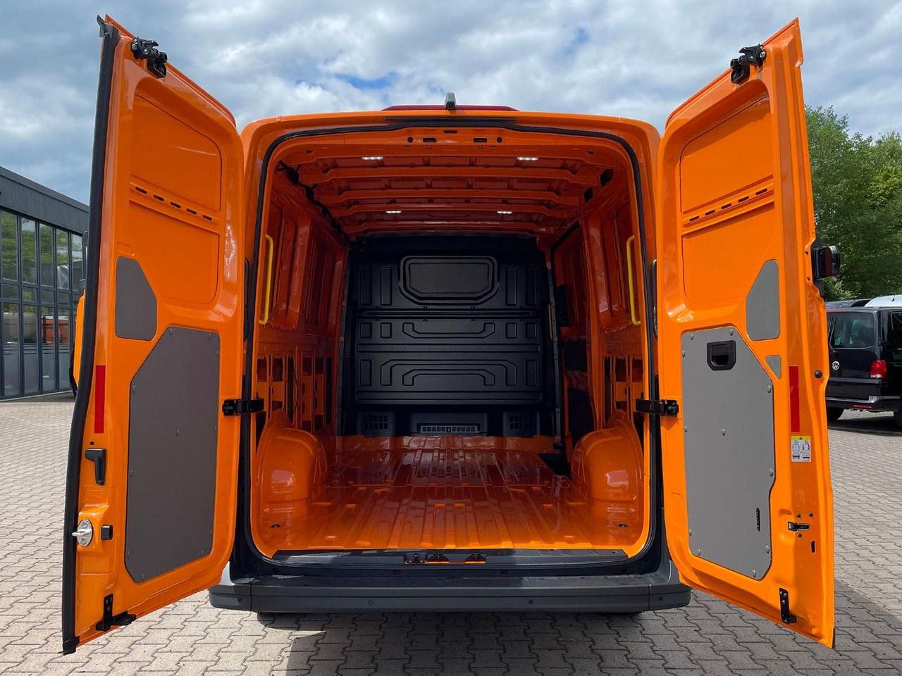 Panel van MAN TGE 3.180 Kasten L3H2 TEMPOMAT LED STANDHZ NAVI: picture 29 Panel van MAN TGE 3.180 Kasten L3H2 TEMPOMAT LED STANDHZ NAVI: picture 29