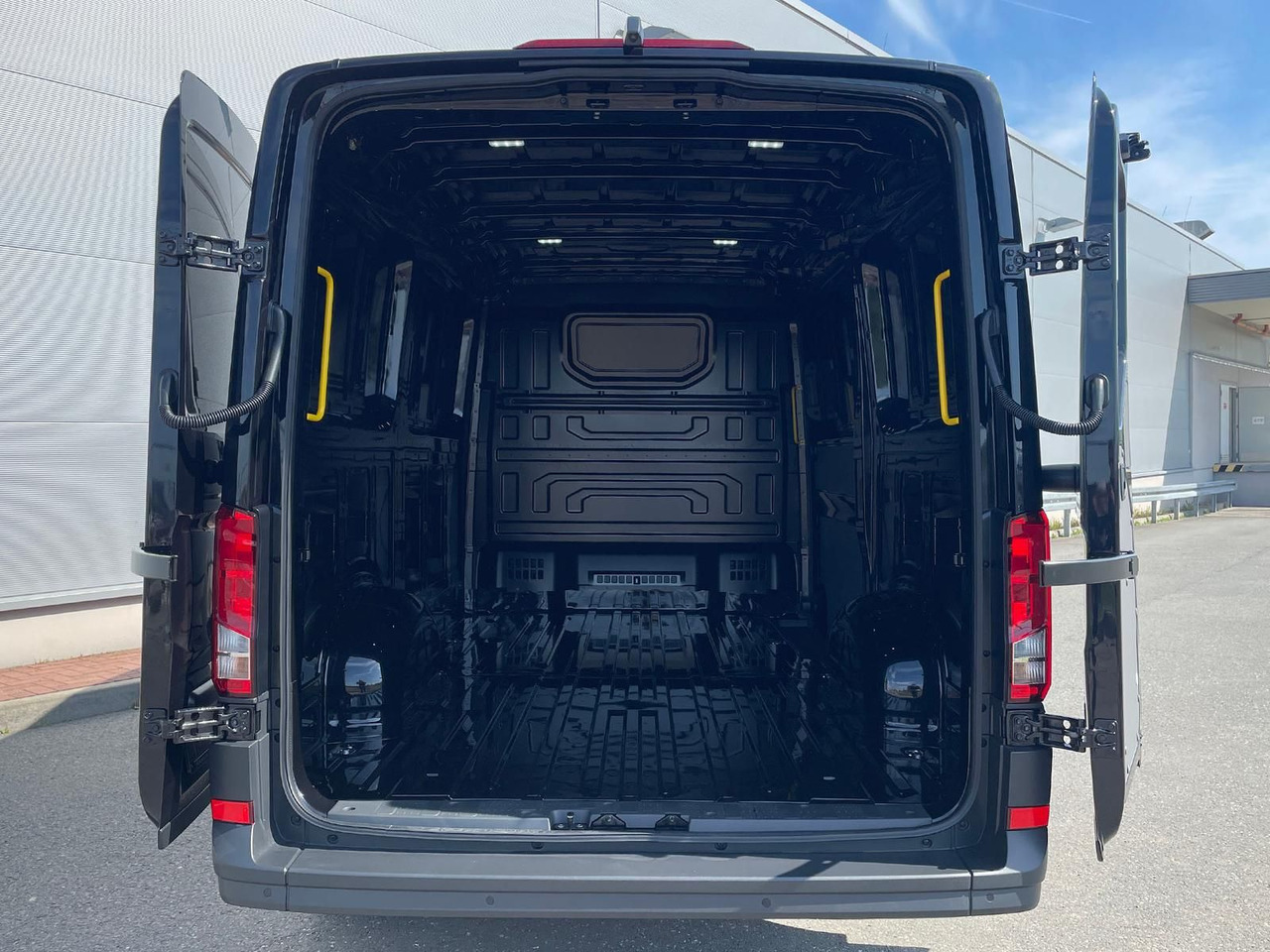 Panel van MAN TGE 3.180 L3H2 Kasten LED NAVI ACC LED STANDHZ: picture 10 Panel van MAN TGE 3.180 L3H2 Kasten LED NAVI ACC LED STANDHZ: picture 10