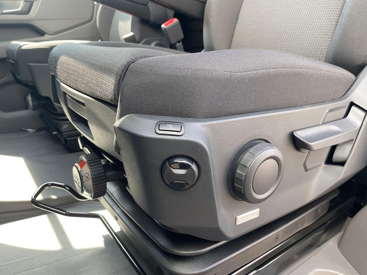 Panel van MAN TGE 3.180 L3H2 Kasten LED NAVI ACC LED STANDHZ: picture 26 Panel van MAN TGE 3.180 L3H2 Kasten LED NAVI ACC LED STANDHZ: picture 26