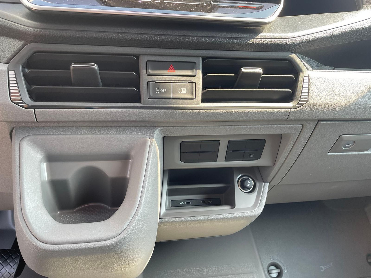 Panel van MAN TGE 3.180 L3H2 Kasten LED NAVI ACC LED STANDHZ: picture 32 Panel van MAN TGE 3.180 L3H2 Kasten LED NAVI ACC LED STANDHZ: picture 32