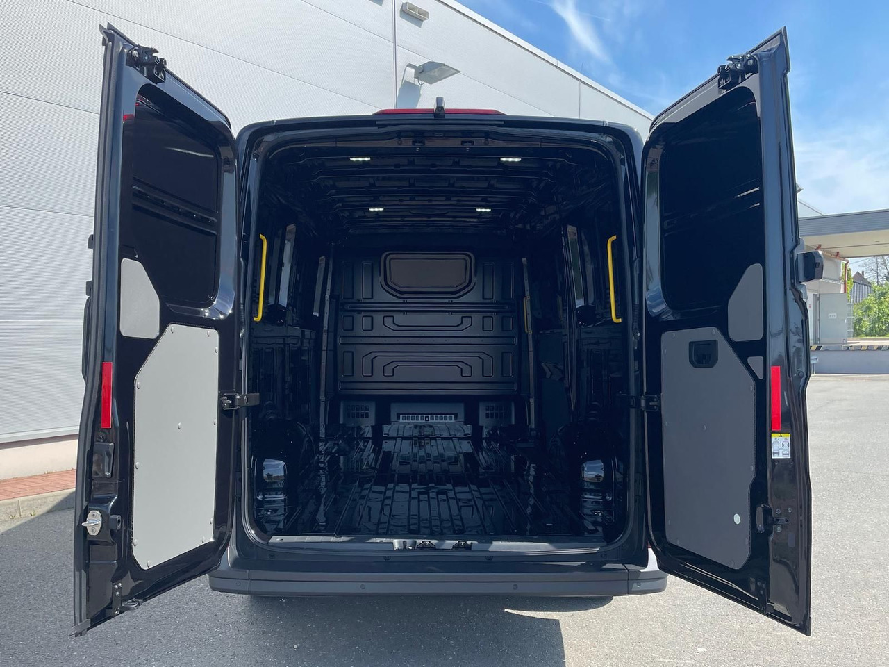 Panel van MAN TGE 3.180 L3H2 Kasten LED NAVI ACC LED STANDHZ: picture 36 Panel van MAN TGE 3.180 L3H2 Kasten LED NAVI ACC LED STANDHZ: picture 36