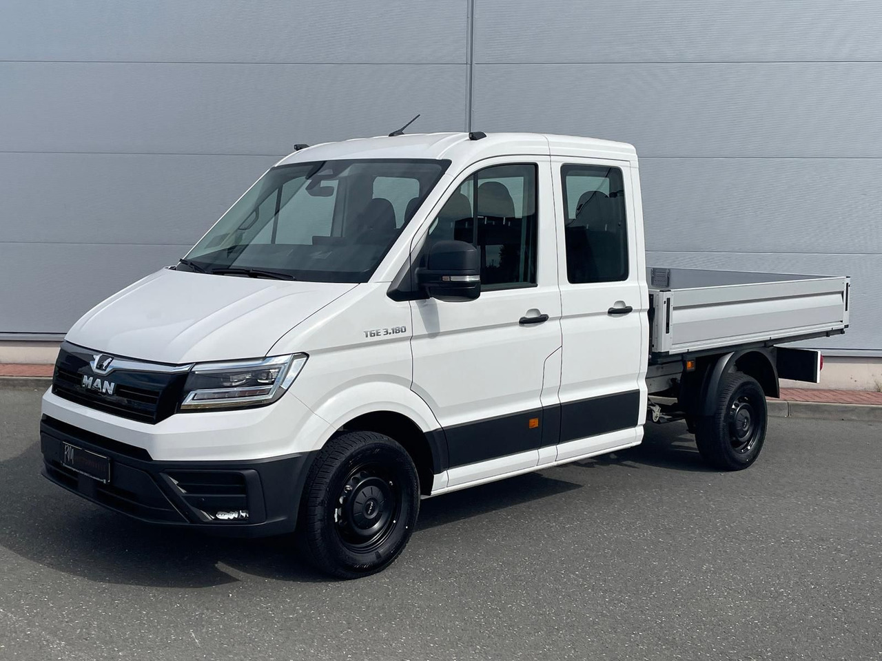 MAN TGE 3.180 Pritsche DOKA MR KAMERA AHK SITZHZ - Car: picture 1 MAN TGE 3.180 Pritsche DOKA MR KAMERA AHK SITZHZ - Car: picture 1