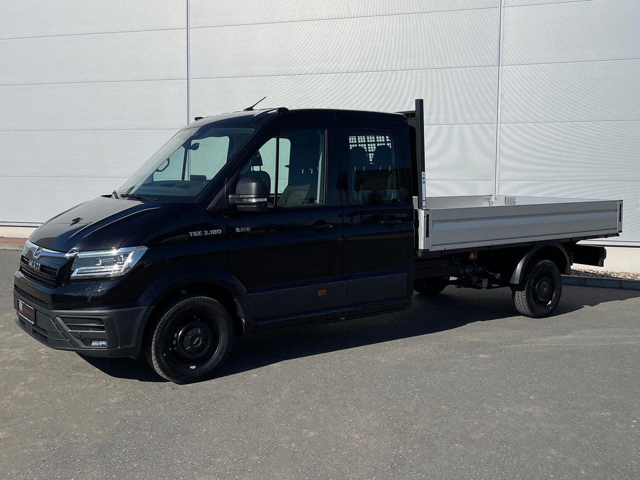 MAN TGE 3.180 Pritsche KIPPER DOKA LR 4x4 ACC LED - Tipper van, Combi van: picture 1 MAN TGE 3.180 Pritsche KIPPER DOKA LR 4x4 ACC LED - Tipper van, Combi van: picture 1