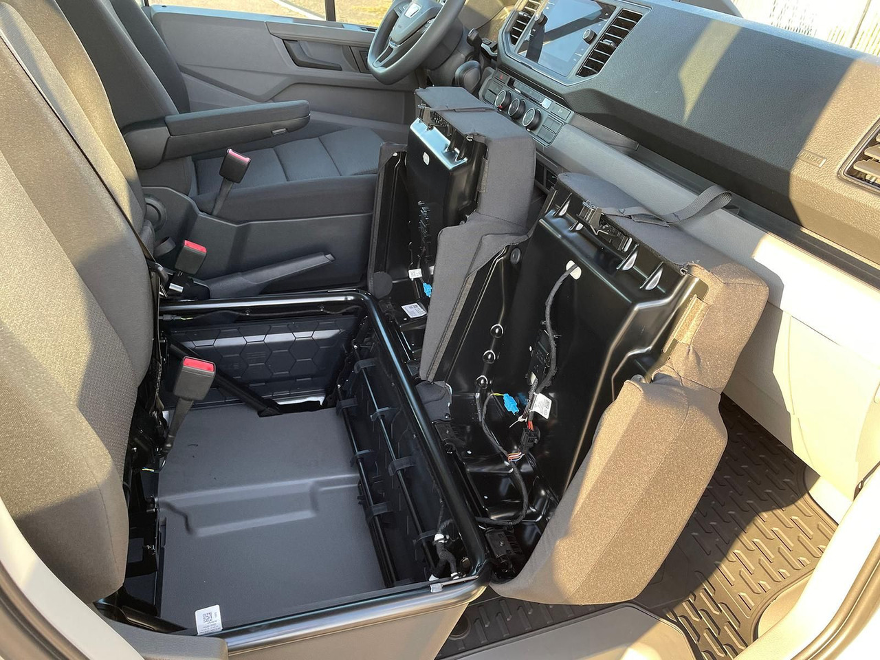 Car MAN TGE 5.160 Fahrgestell DOKA L4 AHK SITZHZ LED DAB: picture 18 Car MAN TGE 5.160 Fahrgestell DOKA L4 AHK SITZHZ LED DAB: picture 18