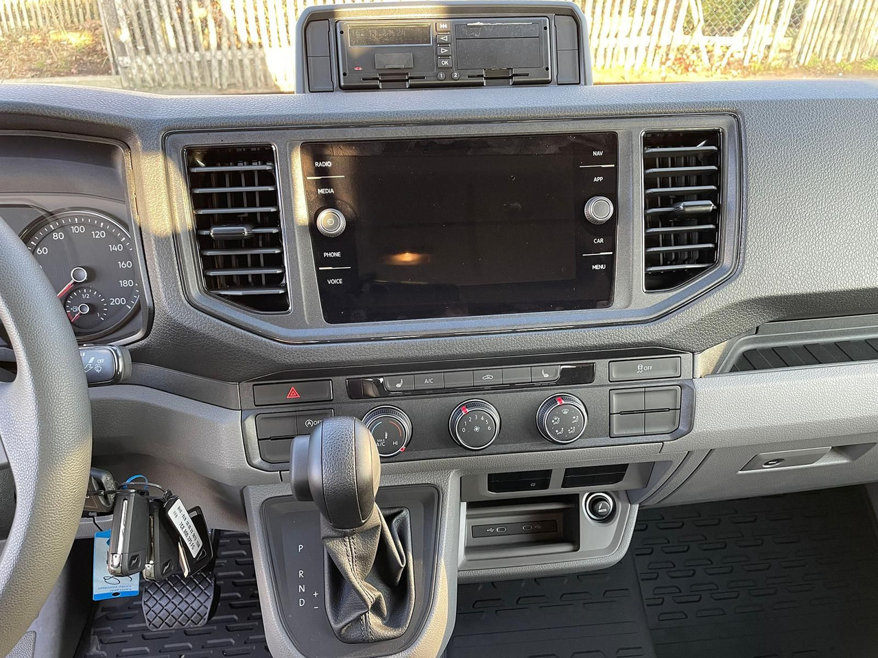 Car MAN TGE 5.160 Fahrgestell DOKA L4 AHK SITZHZ LED DAB: picture 13 Car MAN TGE 5.160 Fahrgestell DOKA L4 AHK SITZHZ LED DAB: picture 13