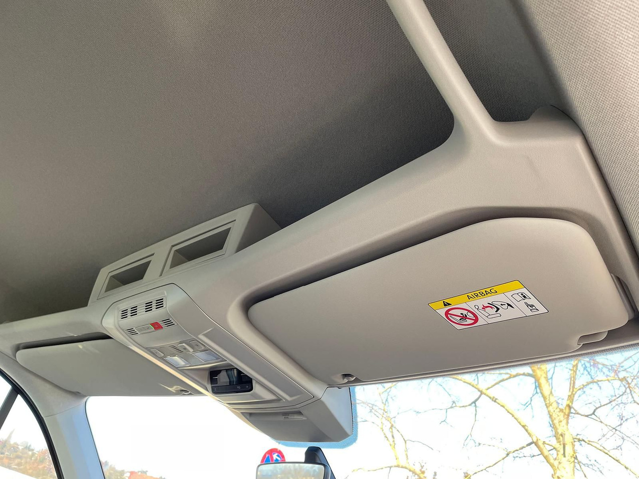 Car MAN TGE 5.160 Fahrgestell DOKA L4 AHK SITZHZ LED DAB: picture 34 Car MAN TGE 5.160 Fahrgestell DOKA L4 AHK SITZHZ LED DAB: picture 34