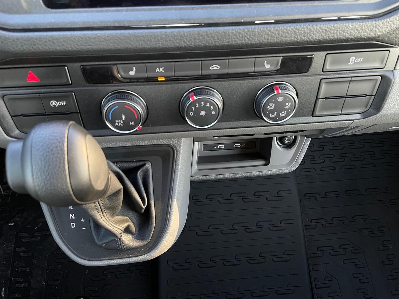 Car MAN TGE 5.160 Fahrgestell DOKA L4 AHK SITZHZ LED DAB: picture 28 Car MAN TGE 5.160 Fahrgestell DOKA L4 AHK SITZHZ LED DAB: picture 28