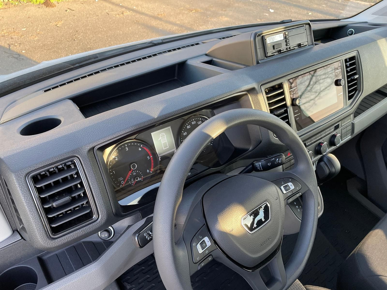 Car MAN TGE 5.160 Fahrgestell DOKA L4 AHK SITZHZ LED DAB: picture 30 Car MAN TGE 5.160 Fahrgestell DOKA L4 AHK SITZHZ LED DAB: picture 30