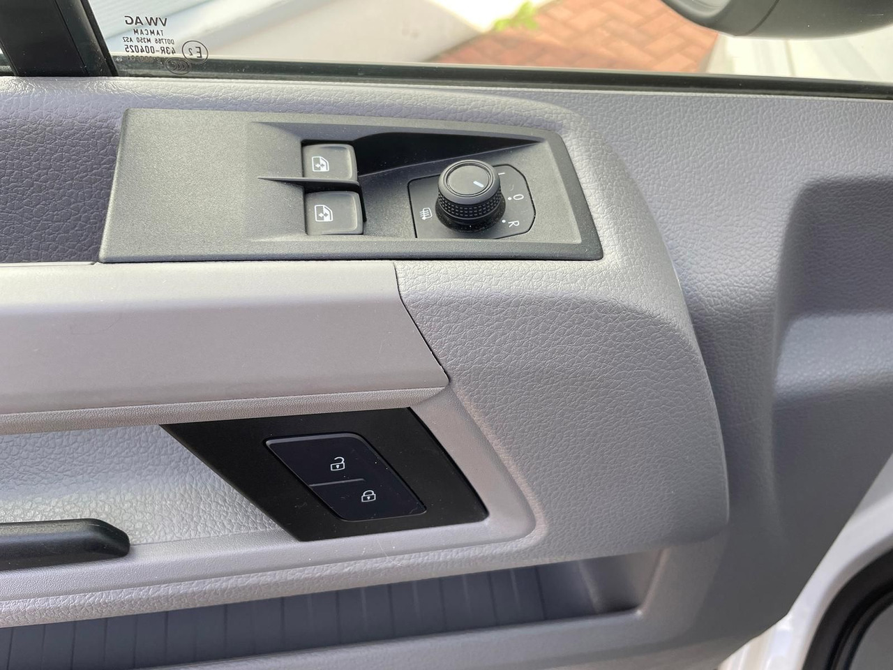 Panel van Volkswagen Crafter Kasten 35 L4H3 KAMERA KLIMA DAB: picture 31 Panel van Volkswagen Crafter Kasten 35 L4H3 KAMERA KLIMA DAB: picture 31