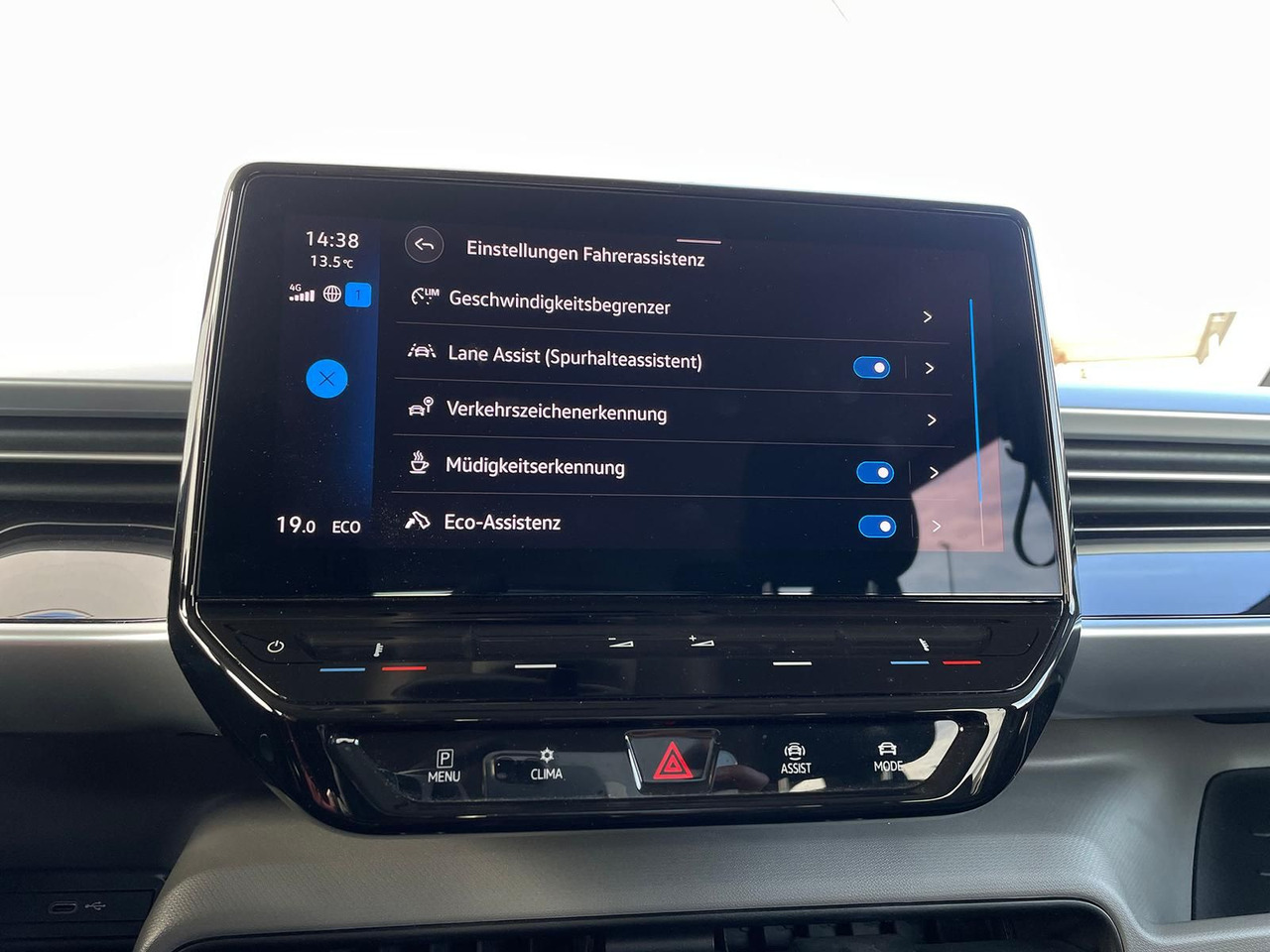 Passenger van, Electric van Volkswagen ID.Buzz KW Fahrwerk LM Felgen KLIMA PDC ACC DAB: picture 20