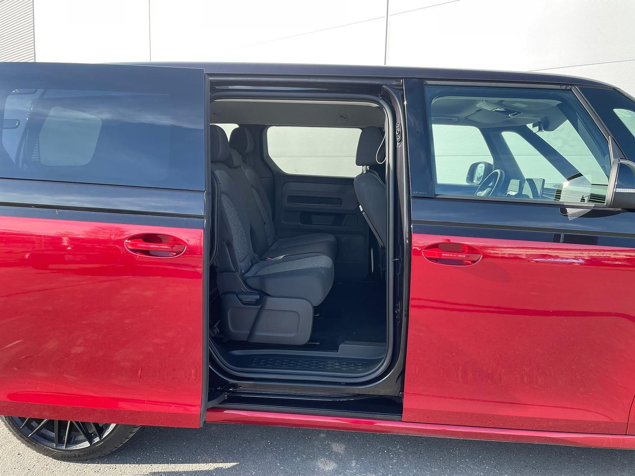 Passenger van, Electric van Volkswagen ID.Buzz KW Fahrwerk LM Felgen KLIMA PDC ACC DAB: picture 11