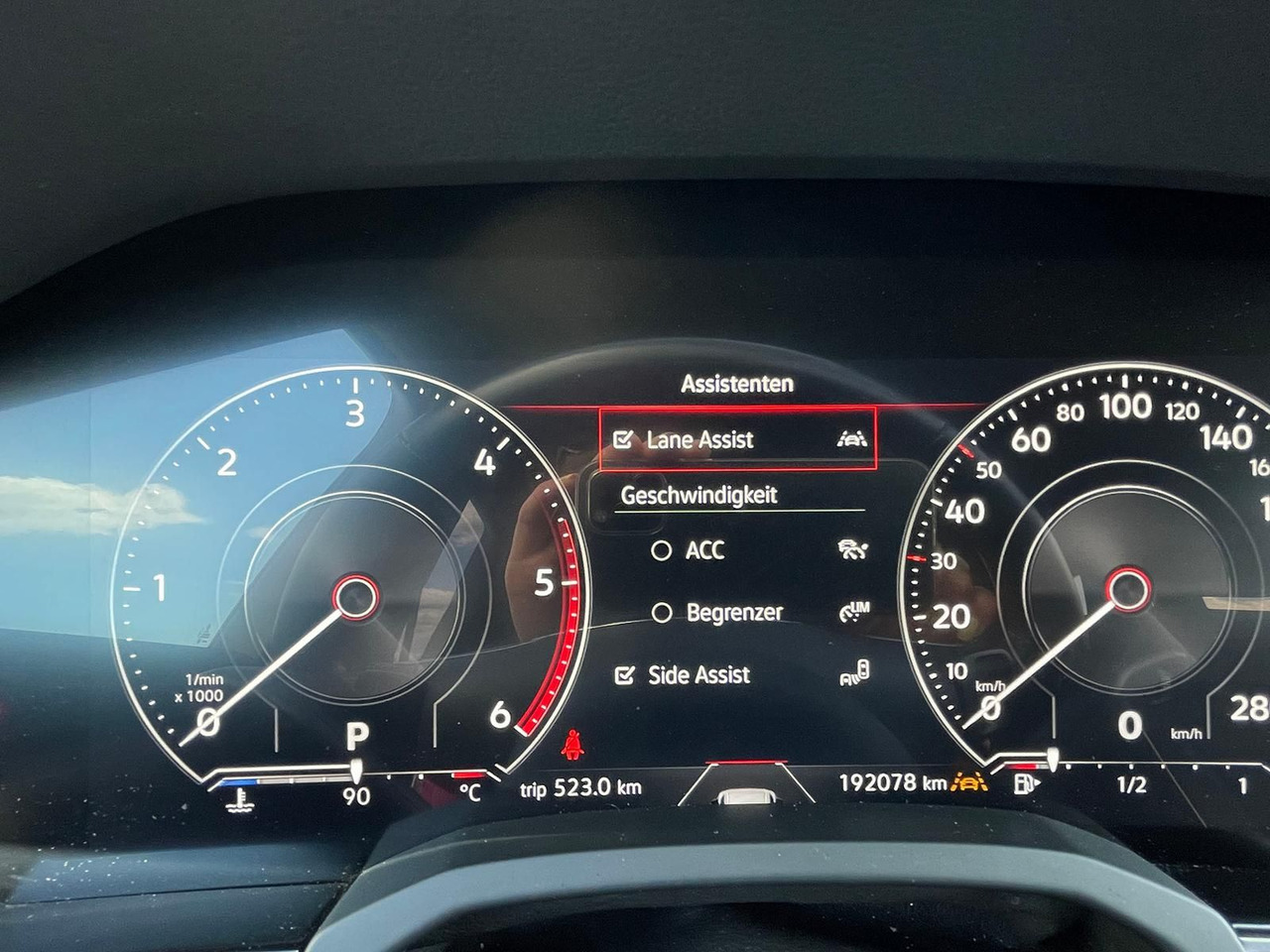 SUV Volkswagen Touareg 4.0 V8 TDI One Million 4M LEDER AHK ACC: picture 36