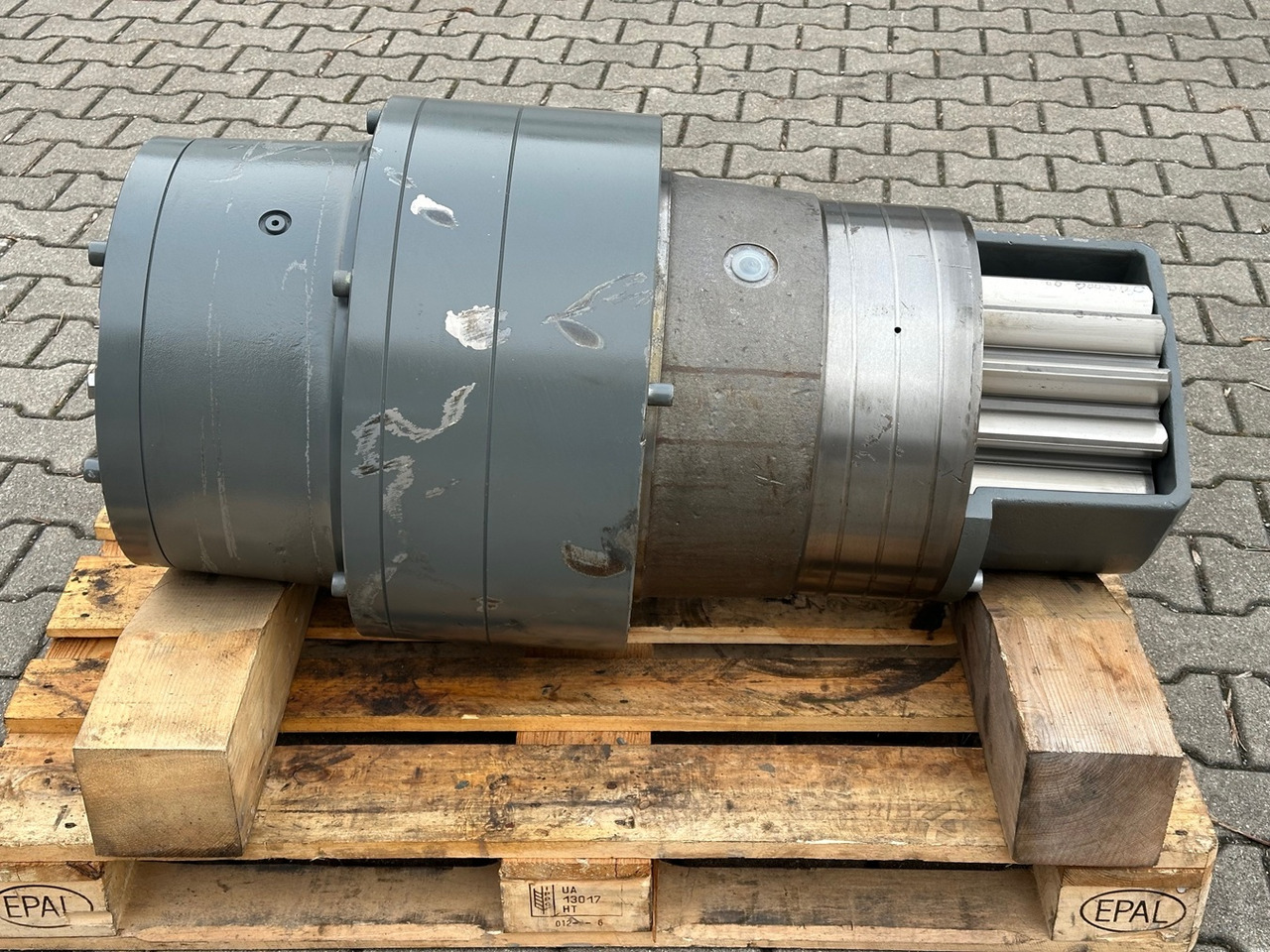 LIEBHERR Original Schwenkantrieb Typ:SAT400/206 mit ID-Nr.944449003 – ID-Nr.9444490. A974, E974, EP974, ER974, R974, R995. #944449003.159-0207# - Swing motor for Excavator: picture 5 LIEBHERR Original Schwenkantrieb Typ:SAT400/206 mit ID-Nr.944449003 – ID-Nr.9444490. A974, E974, EP974, ER974, R974, R995. #944449003.159-0207# - Swing motor for Excavator: picture 5