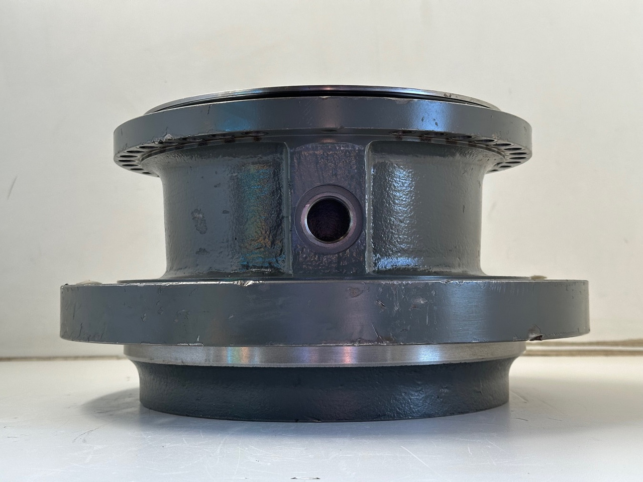 Liebherr Abtriebswellengehäuse ID-Nr.90208566 inkl. beiden Kegelrollenlager ID-Nr.10030908 - ID-Nr.761001903. LH40, LH50, R926, R928, R930. #90208566.1903# - Gearbox and parts for Construction machinery: picture 3 Liebherr Abtriebswellengehäuse ID-Nr.90208566 inkl. beiden Kegelrollenlager ID-Nr.10030908 - ID-Nr.761001903. LH40, LH50, R926, R928, R930. #90208566.1903# - Gearbox and parts for Construction machinery: picture 3