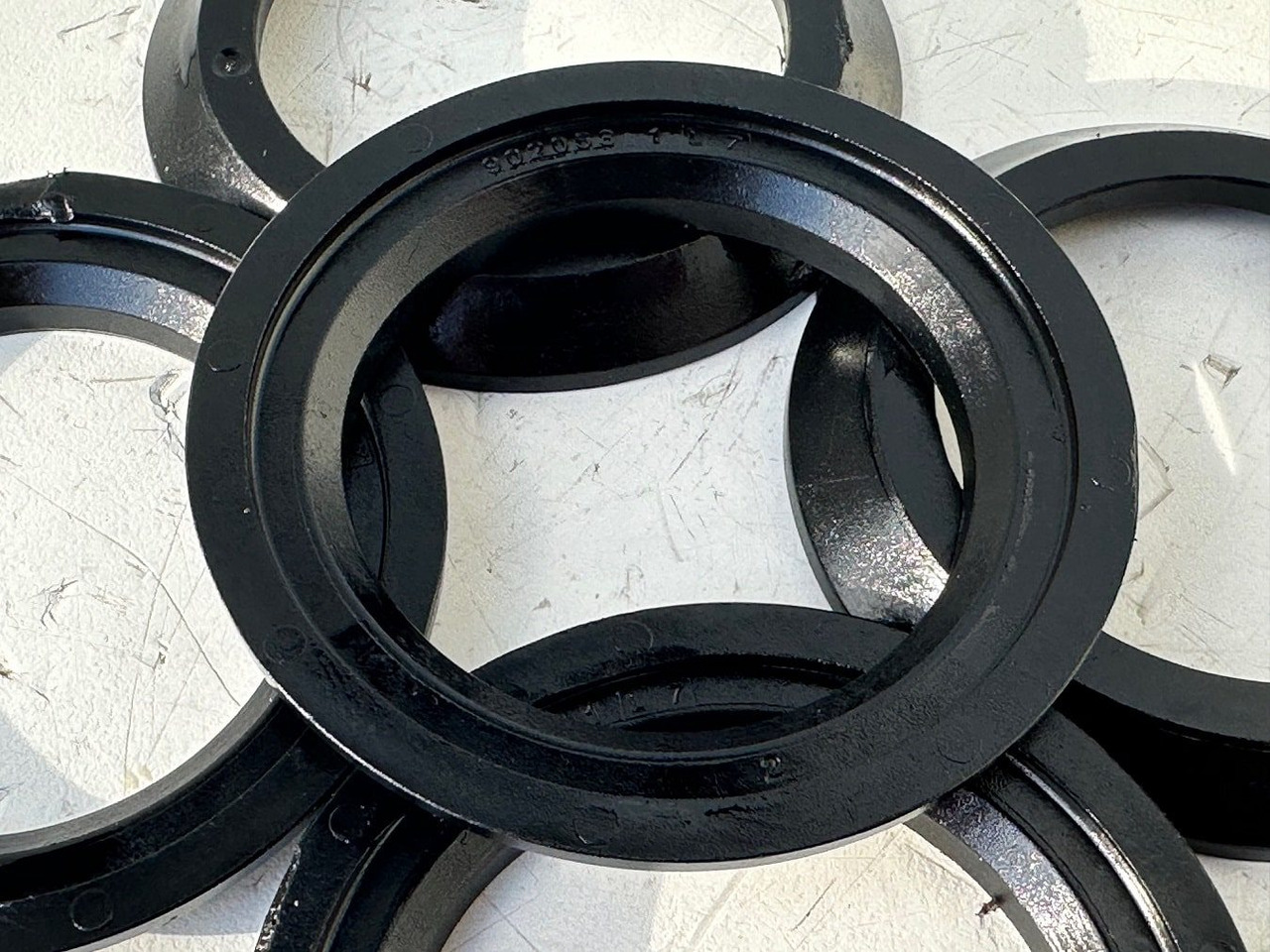 Liebherr Distanzscheibe ID-Nr.90205841. FAT350P126 - FAT350P138. R920 - R922 - R924 - R925 - R926 - R930 T. #90205841.11.11# - Gearbox for Construction machinery: picture 4 Liebherr Distanzscheibe ID-Nr.90205841. FAT350P126 - FAT350P138. R920 - R922 - R924 - R925 - R926 - R930 T. #90205841.11.11# - Gearbox for Construction machinery: picture 4