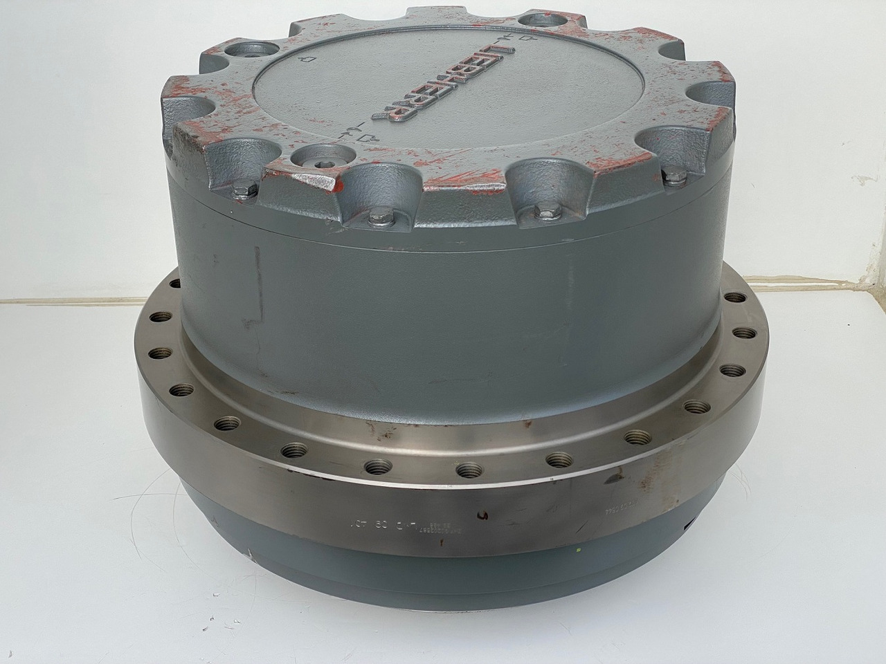 Liebherr Fahrantrieb FAT450P123, ID-Nr.90202516 - ID-Nr.90202517. LOS954, R940, R946, R950, R954, R956. #159-04# - Final drive for Crawler excavator: picture 1 Liebherr Fahrantrieb FAT450P123, ID-Nr.90202516 - ID-Nr.90202517. LOS954, R940, R946, R950, R954, R956. #159-04# - Final drive for Crawler excavator: picture 1