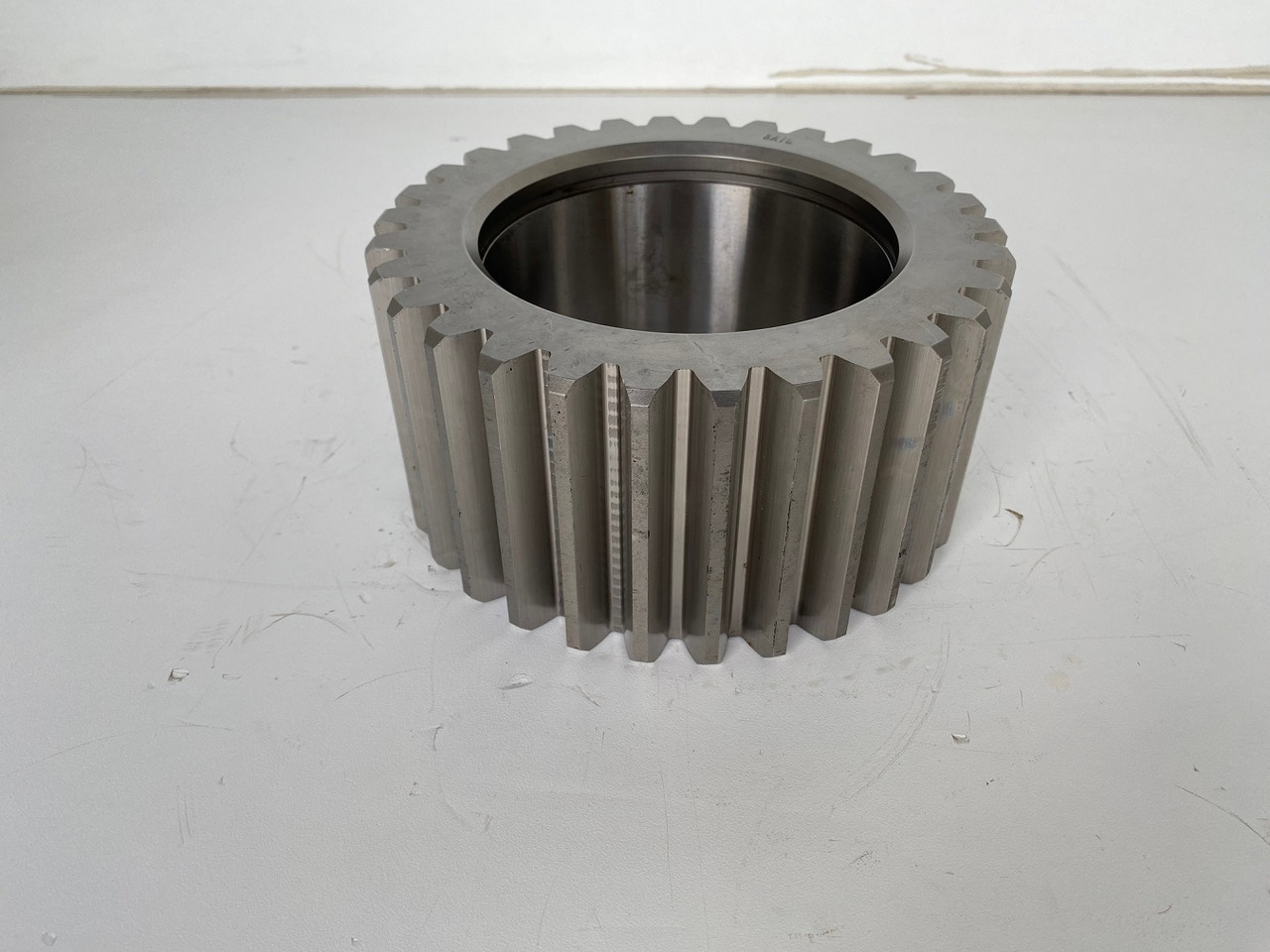 Liebherr Planetenrad ID-Nr.90002896 - ID-Nr.90011317. FAT600, FAT600/047, FAT600P067, FAT600P080, FAT600P090. - Final drive for Excavator: picture 2 Liebherr Planetenrad ID-Nr.90002896 - ID-Nr.90011317. FAT600, FAT600/047, FAT600P067, FAT600P080, FAT600P090. - Final drive for Excavator: picture 2