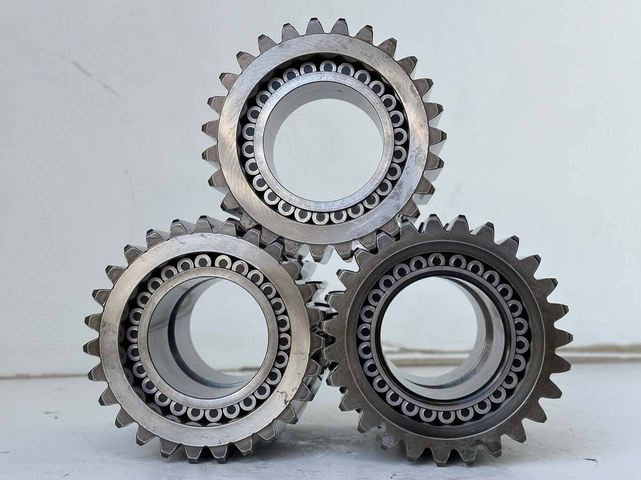 Liebherr Planetenrad ID-Nr.90024935. FAT400P112 - FAT400P130 - FAT400P139. R926, R928, R930, R934, R936, R938, R940, R944, R946, R950 T. #90024935.01.51139# - Gearbox for Construction machinery: picture 5 Liebherr Planetenrad ID-Nr.90024935. FAT400P112 - FAT400P130 - FAT400P139. R926, R928, R930, R934, R936, R938, R940, R944, R946, R950 T. #90024935.01.51139# - Gearbox for Construction machinery: picture 5