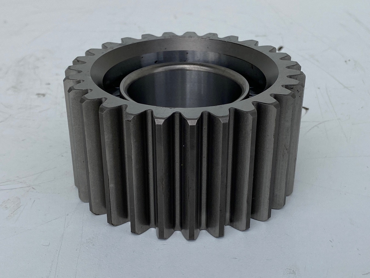 Liebherr Planetenrad ID-Nr.90205840. FAT350P126 - FAT350P138. R920 - R922 - R924 - R925 - R926 - R930 T. #PL25.02.1# - Final drive for Construction machinery: picture 1 Liebherr Planetenrad ID-Nr.90205840. FAT350P126 - FAT350P138. R920 - R922 - R924 - R925 - R926 - R930 T. #PL25.02.1# - Final drive for Construction machinery: picture 1