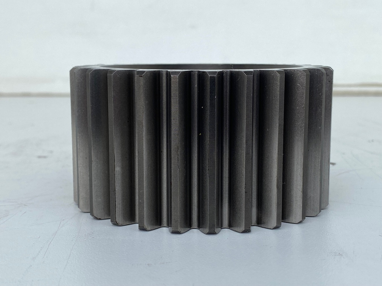 Liebherr Planetenrad ID-Nr.90205840. FAT350P126 - FAT350P138. R920 - R922 - R924 - R925 - R926 - R930 T. #PL25.02.1# - Final drive for Construction machinery: picture 3 Liebherr Planetenrad ID-Nr.90205840. FAT350P126 - FAT350P138. R920 - R922 - R924 - R925 - R926 - R930 T. #PL25.02.1# - Final drive for Construction machinery: picture 3