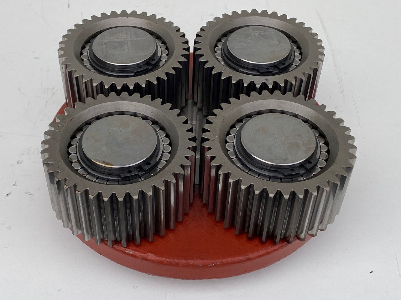 Liebherr Planetenträger ID-Nr.9443562 and Planetenrad ID-Nr.9443563 - ID-Nr.944356303 - ID-Nr.90208496. SAT325/204. - Undercarriage parts for Excavator: picture 2 Liebherr Planetenträger ID-Nr.9443562 and Planetenrad ID-Nr.9443563 - ID-Nr.944356303 - ID-Nr.90208496. SAT325/204. - Undercarriage parts for Excavator: picture 2