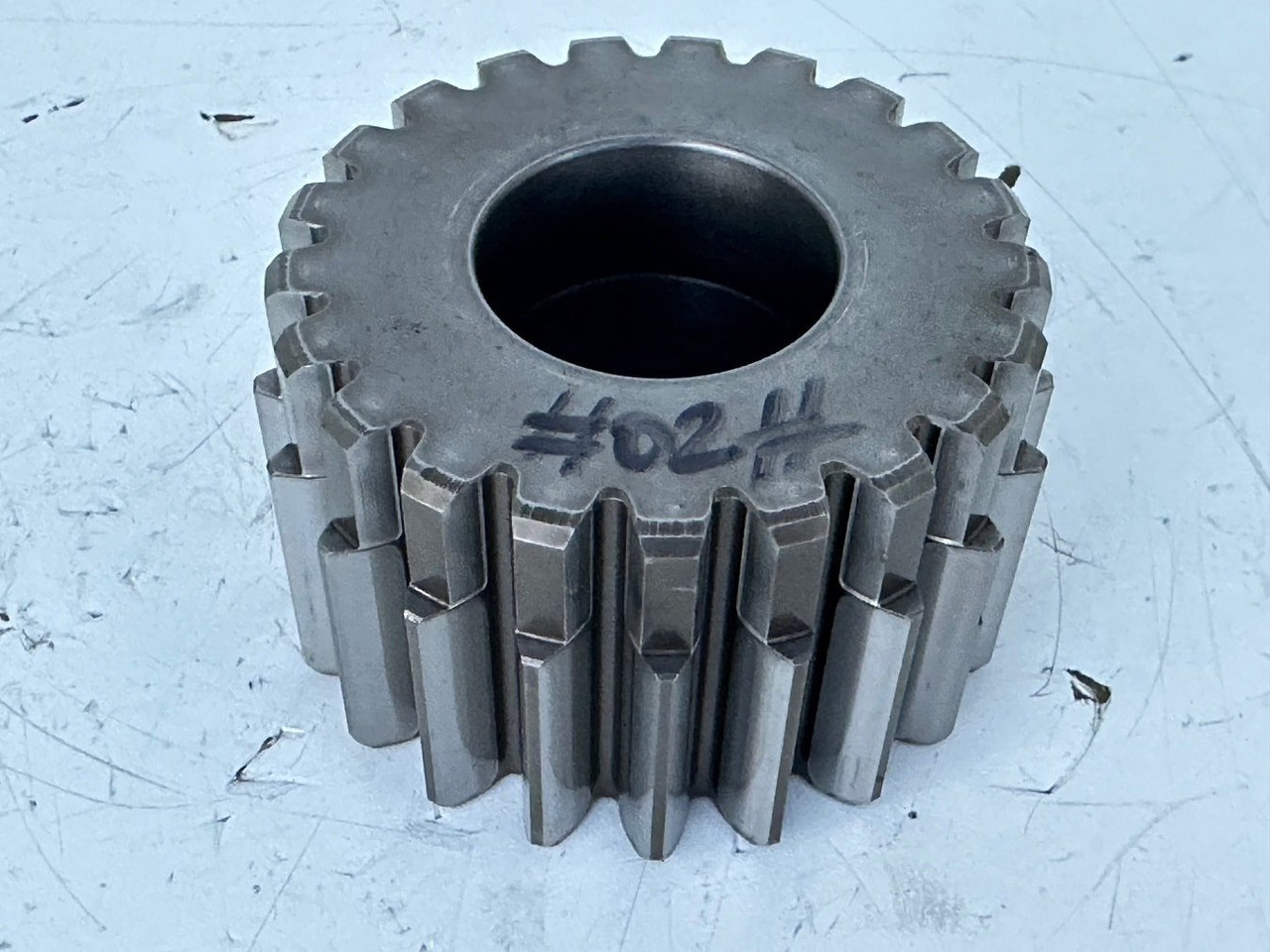 Liebherr Sonnenrad ID-Nr.90002821. FAT400P112, FAT400P130, FAT400P139. R926, R928, R930, R934, R936, R938, R940, R944, R946, R950 T. #02.51139# - Final drive for Construction machinery: picture 1 Liebherr Sonnenrad ID-Nr.90002821. FAT400P112, FAT400P130, FAT400P139. R926, R928, R930, R934, R936, R938, R940, R944, R946, R950 T. #02.51139# - Final drive for Construction machinery: picture 1