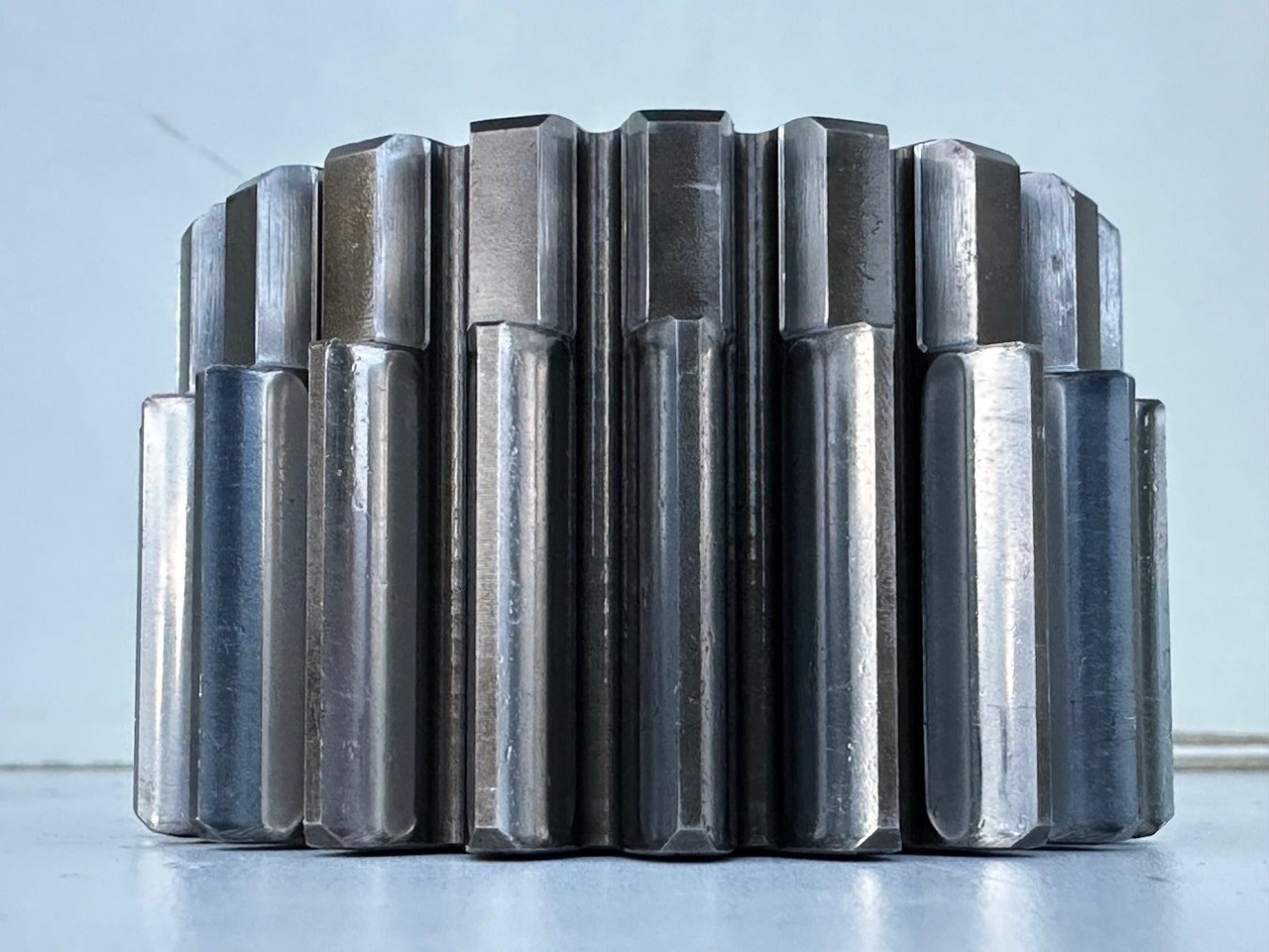 Liebherr Sonnenrad ID-Nr.90002821. FAT400P112, FAT400P130, FAT400P139. R926, R928, R930, R934, R936, R938, R940, R944, R946, R950 T. #02.51139# - Final drive for Construction machinery: picture 3 Liebherr Sonnenrad ID-Nr.90002821. FAT400P112, FAT400P130, FAT400P139. R926, R928, R930, R934, R936, R938, R940, R944, R946, R950 T. #02.51139# - Final drive for Construction machinery: picture 3