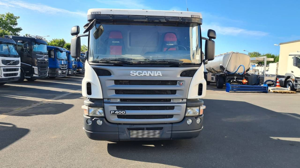 Scania P 400 LB6X2 (Nr. 5185) - Tank truck: picture 4 Scania P 400 LB6X2 (Nr. 5185) - Tank truck: picture 4