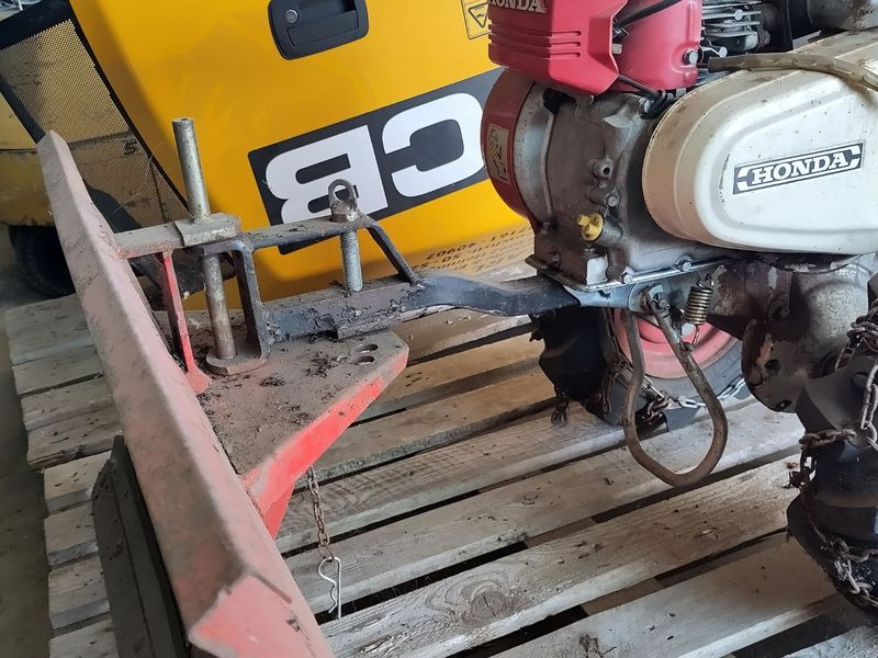 Tielbürger Schneeschieber mit Honda-Motor - Utility/ Special vehicle: picture 2 Tielbürger Schneeschieber mit Honda-Motor - Utility/ Special vehicle: picture 2