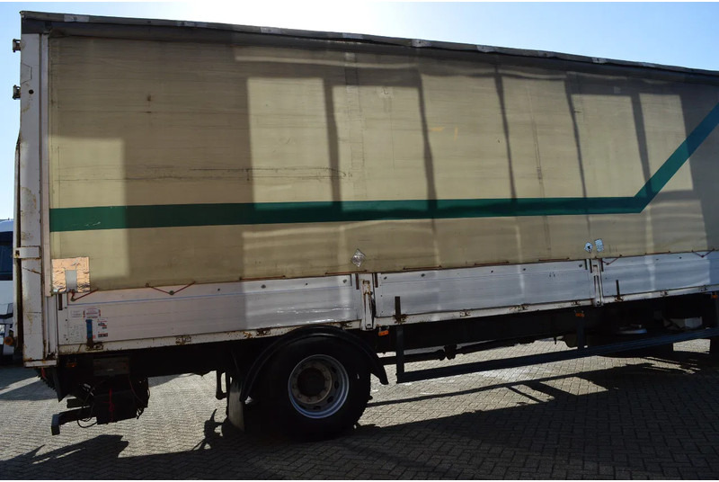 Curtainsider truck DAF CF 250 * EURO3 * MANUAL * 4X2 *: picture 6 Curtainsider truck DAF CF 250 * EURO3 * MANUAL * 4X2 *: picture 6