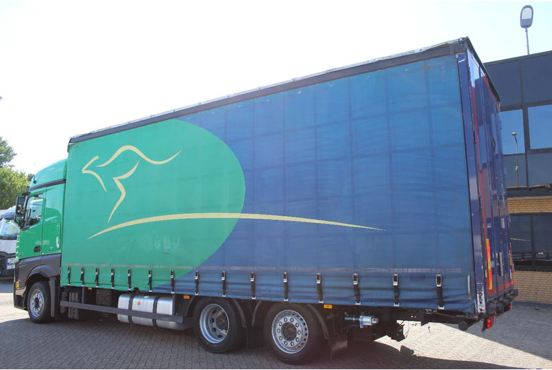 Mercedes-Benz Actros 2642 * EURO6 * 6X2 * - Curtainsider truck: picture 3 Mercedes-Benz Actros 2642 * EURO6 * 6X2 * - Curtainsider truck: picture 3