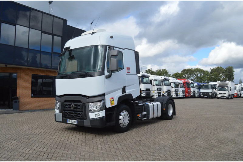 Renault T460 * EURO6 * T460 * 4X2 * RETARDER * - Tractor unit: picture 1 Renault T460 * EURO6 * T460 * 4X2 * RETARDER * - Tractor unit: picture 1
