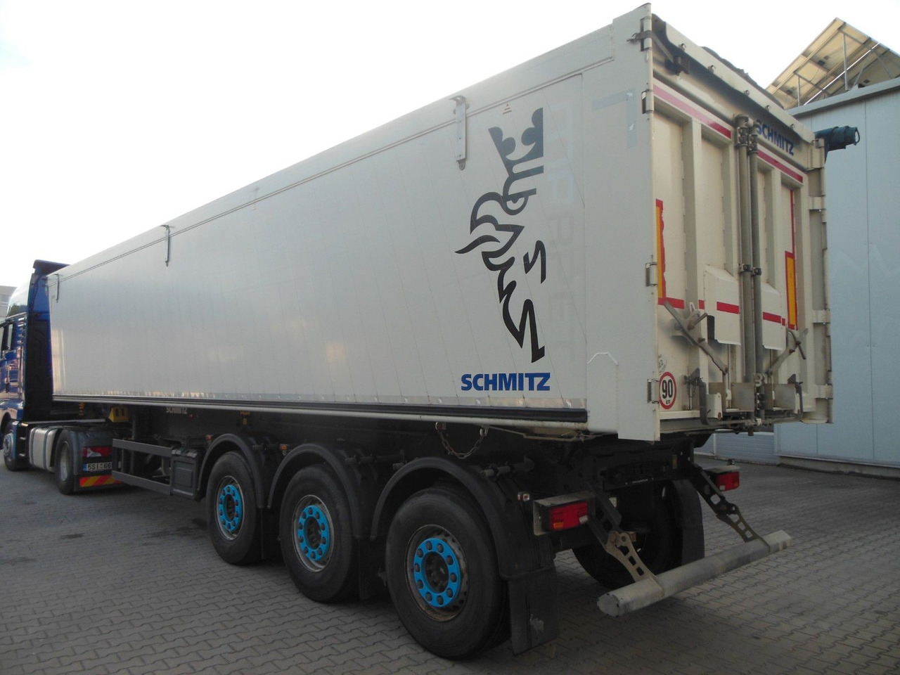 Schmitz Cargobull SKI 24, 51M3, ACHSEN 9 TONE, LIFT ACHSE - Tipper semi-trailer: picture 4 Schmitz Cargobull SKI 24, 51M3, ACHSEN 9 TONE, LIFT ACHSE - Tipper semi-trailer: picture 4