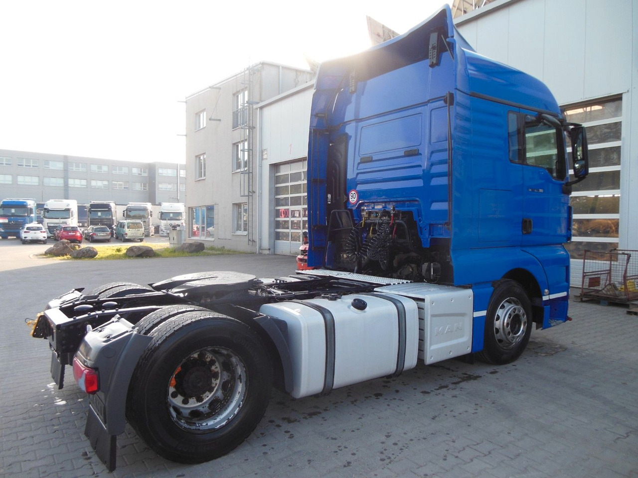 MAN TGX 18.480 BLS, MANUELL, STANDART - Tractor unit: picture 3 MAN TGX 18.480 BLS, MANUELL, STANDART - Tractor unit: picture 3