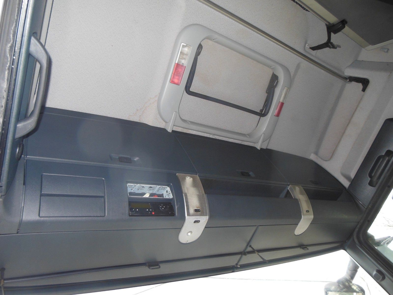 Tractor unit MAN TGX 18.480 LLS-U, LOWDECK + KRONE MEGA MAN TGX 18.480 LLS-U, LOWDECK: picture 10