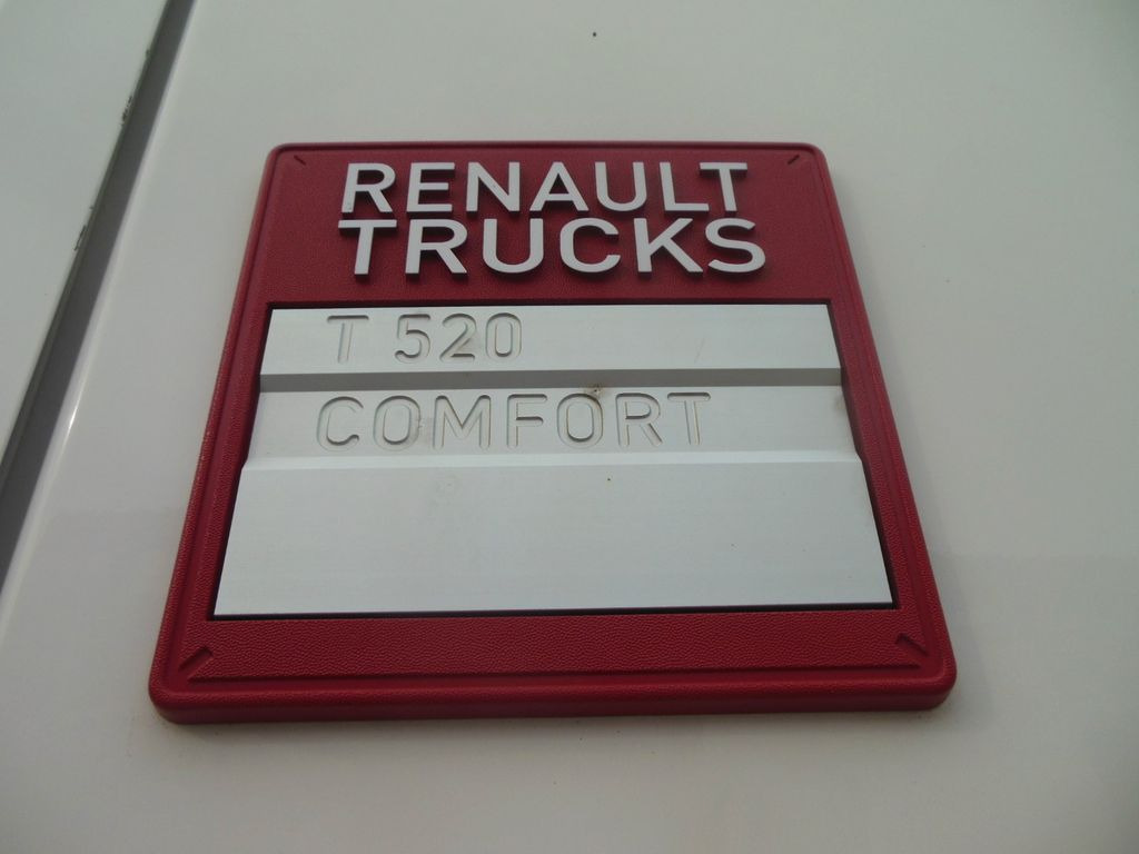 Renault T520 COMFORT, LOWDECK, TOP STAND Renault T520 COMFORT, LOWDECK, TOP STAND - Tractor unit: picture 5 Renault T520 COMFORT, LOWDECK, TOP STAND Renault T520 COMFORT, LOWDECK, TOP STAND - Tractor unit: picture 5