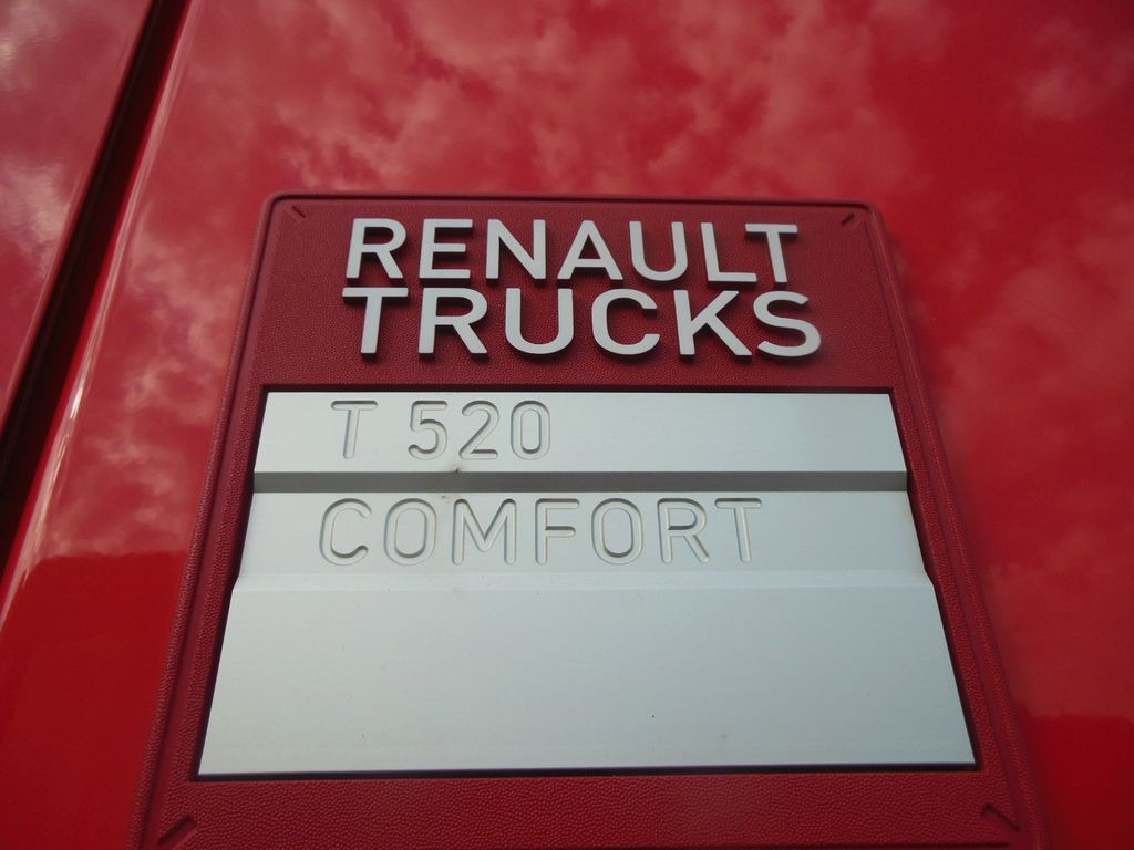 Renault T520 HIGH, COMFORT, LOWDECK, TOP STAND!! Renault T520 HIGH, COMFORT, LOWDECK, TOP STAND!! - Tractor unit: picture 5 Renault T520 HIGH, COMFORT, LOWDECK, TOP STAND!! Renault T520 HIGH, COMFORT, LOWDECK, TOP STAND!! - Tractor unit: picture 5