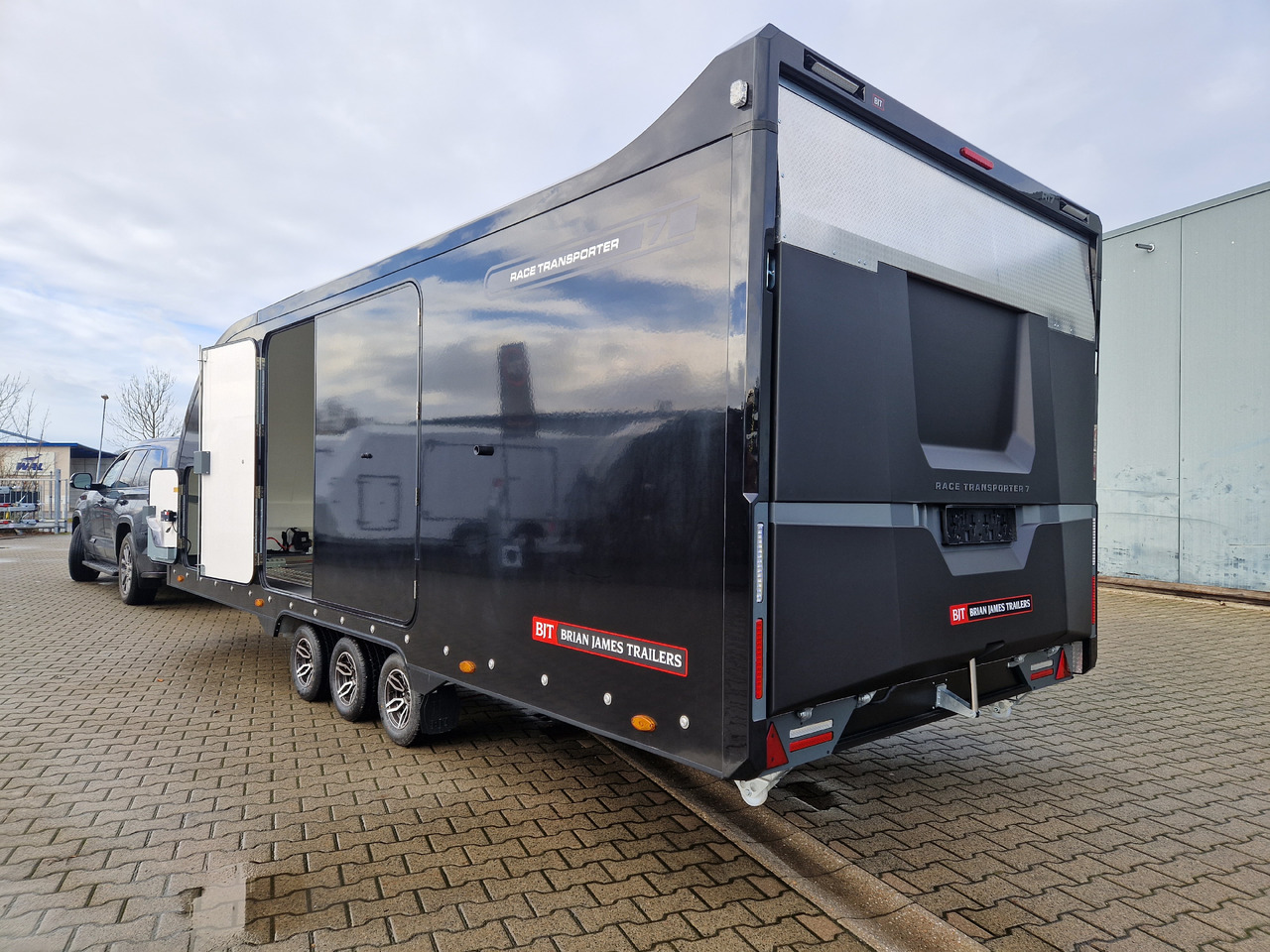BJT Race Transporter 7 397-6023-35-3-10-B 600x228x189cm black Alufelgen Tridem 3500kg - Autotransporter trailer: picture 4 BJT Race Transporter 7 397-6023-35-3-10-B 600x228x189cm black Alufelgen Tridem 3500kg - Autotransporter trailer: picture 4