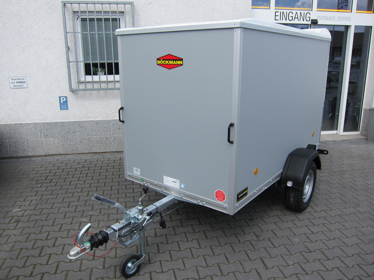 Böckmann Koffer KT 2513/135 251x130x152cm grau (S) 1350kg AKTION Modell 24 - Closed box trailer: picture 2 Böckmann Koffer KT 2513/135 251x130x152cm grau (S) 1350kg AKTION Modell 24 - Closed box trailer: picture 2