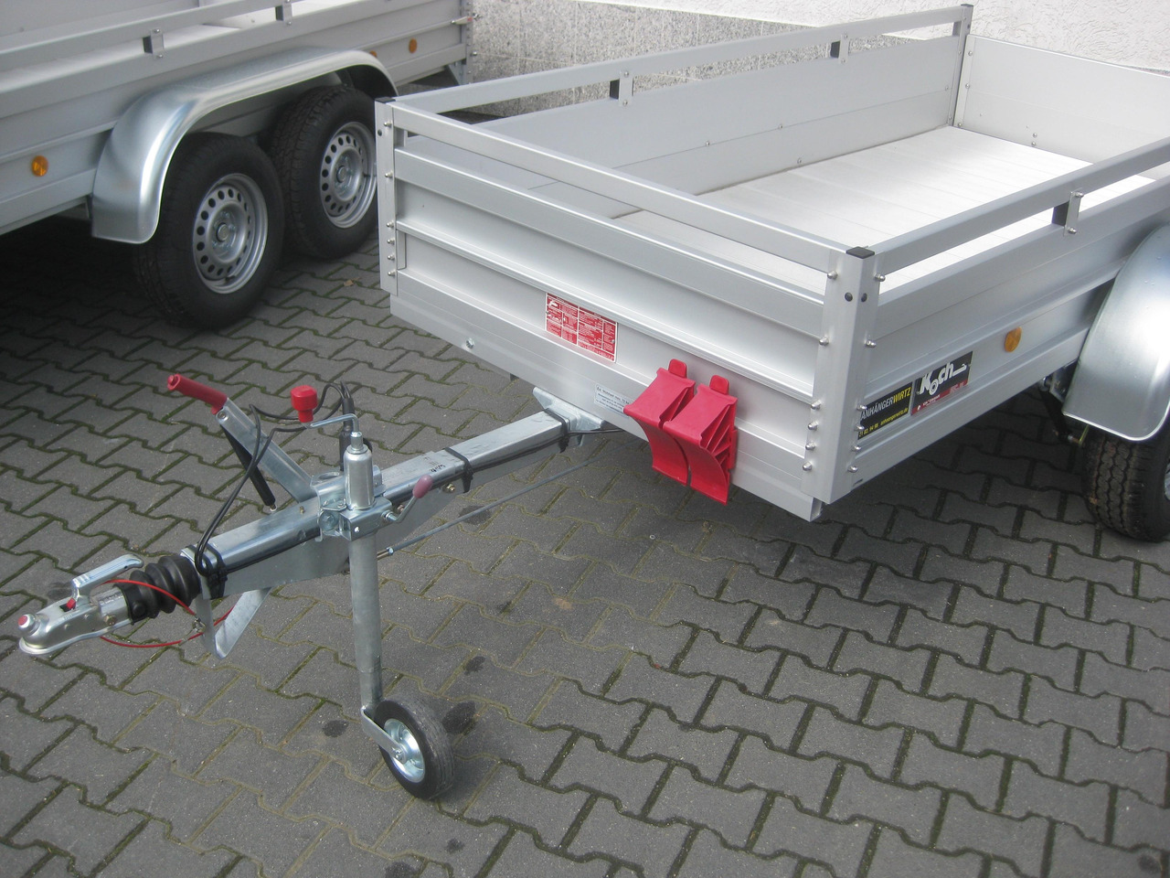 PKW Anhänger Koch Aluline+ 4.13 250x125x44cm ALUBODEN (S) 1300kg 100 km/H Online Abverkauf - Car trailer: picture 2 PKW Anhänger Koch Aluline+ 4.13 250x125x44cm ALUBODEN (S) 1300kg 100 km/H Online Abverkauf - Car trailer: picture 2