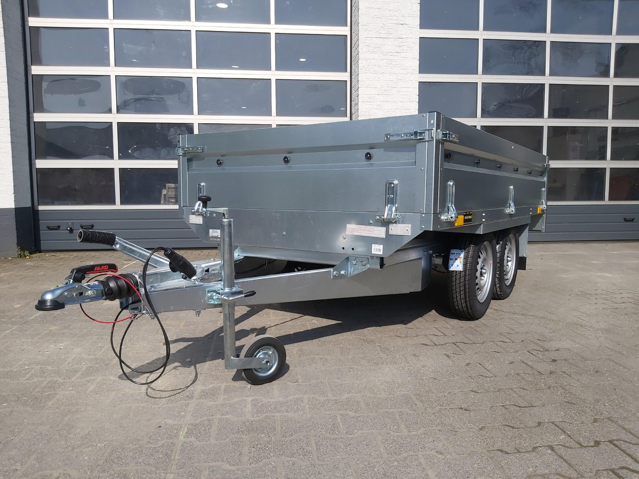 Pritschenanhänger Trailstar Nordica N13 - 263 2 kps 263x144x40cm Tandem (S) 1300kg - Dropside/ Flatbed trailer: picture 1 Pritschenanhänger Trailstar Nordica N13 - 263 2 kps 263x144x40cm Tandem (S) 1300kg - Dropside/ Flatbed trailer: picture 1