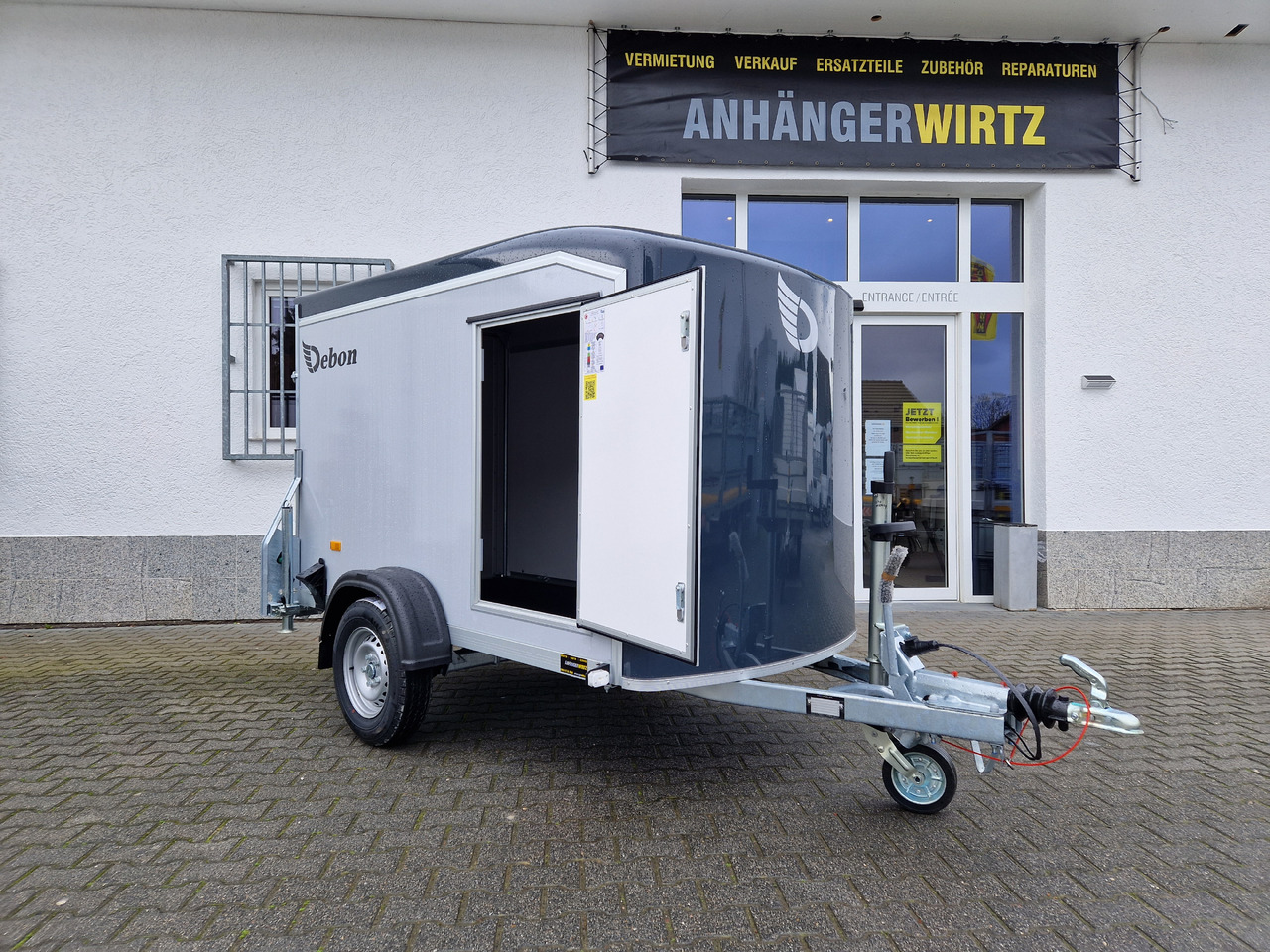 Closed box trailer Roadster Sport C255 252x125x154cm aero Sandwich silvergrey Poly grey Seitentür Rampekombi (S) 1300kg: picture 13