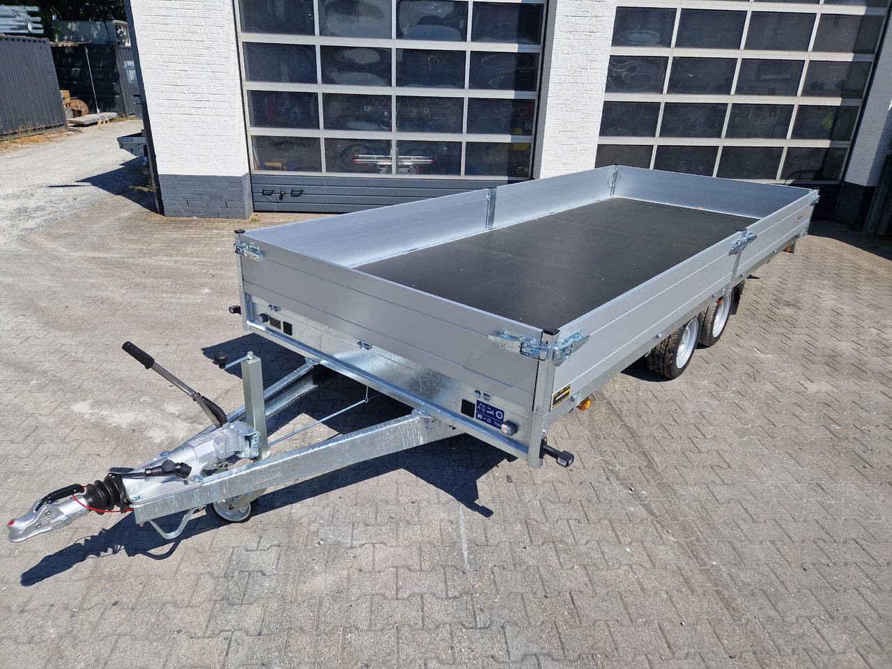 Saris PL HD 506 204 3500 2 506x204x35cm heavy duty LED Beleuchtung (XXL) Modell 2023 - Dropside/ Flatbed trailer: picture 2 Saris PL HD 506 204 3500 2 506x204x35cm heavy duty LED Beleuchtung (XXL) Modell 2023 - Dropside/ Flatbed trailer: picture 2