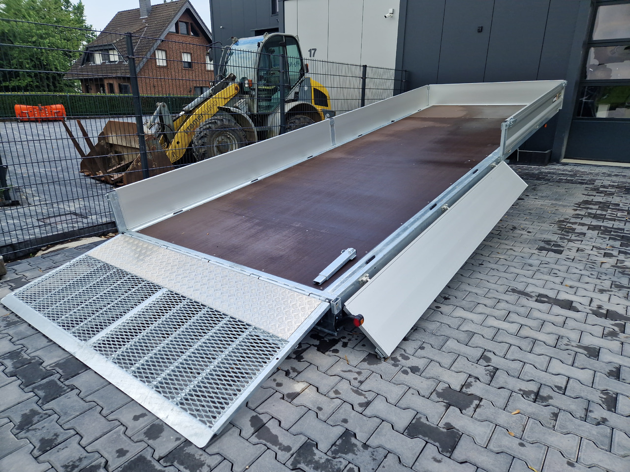 Variant Maschinentransporter 3563 UX Maxi Load 620x210x30cm LED Tridem Parabel black 3500kg - Plant trailer: picture 5 Variant Maschinentransporter 3563 UX Maxi Load 620x210x30cm LED Tridem Parabel black 3500kg - Plant trailer: picture 5