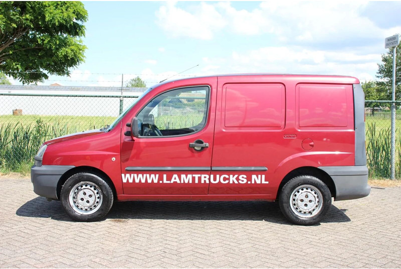 Fiat Doblò Cargo 1.9 JTD SCHUIFDEUR - Panel van: picture 2 Fiat Doblò Cargo 1.9 JTD SCHUIFDEUR - Panel van: picture 2