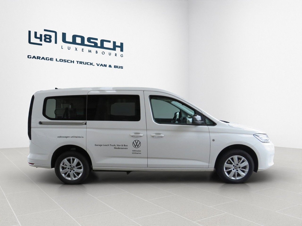 Volkswagen Caddy Maxi Kombi 2.0 TDI Rollstuhl Taxirampe - Car: picture 5 Volkswagen Caddy Maxi Kombi 2.0 TDI Rollstuhl Taxirampe - Car: picture 5