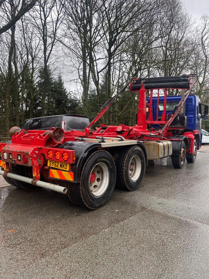 Volvo FM9 - Hook lift truck: picture 3 Volvo FM9 - Hook lift truck: picture 3