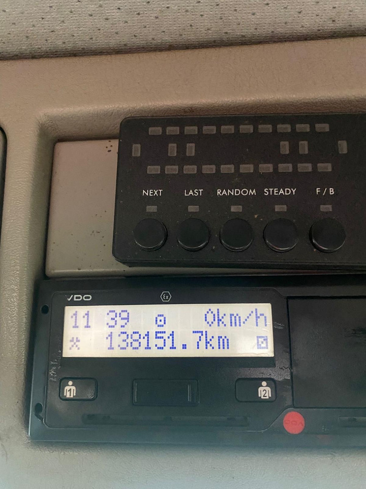 Volvo FM9 - Hook lift truck: picture 5 Volvo FM9 - Hook lift truck: picture 5